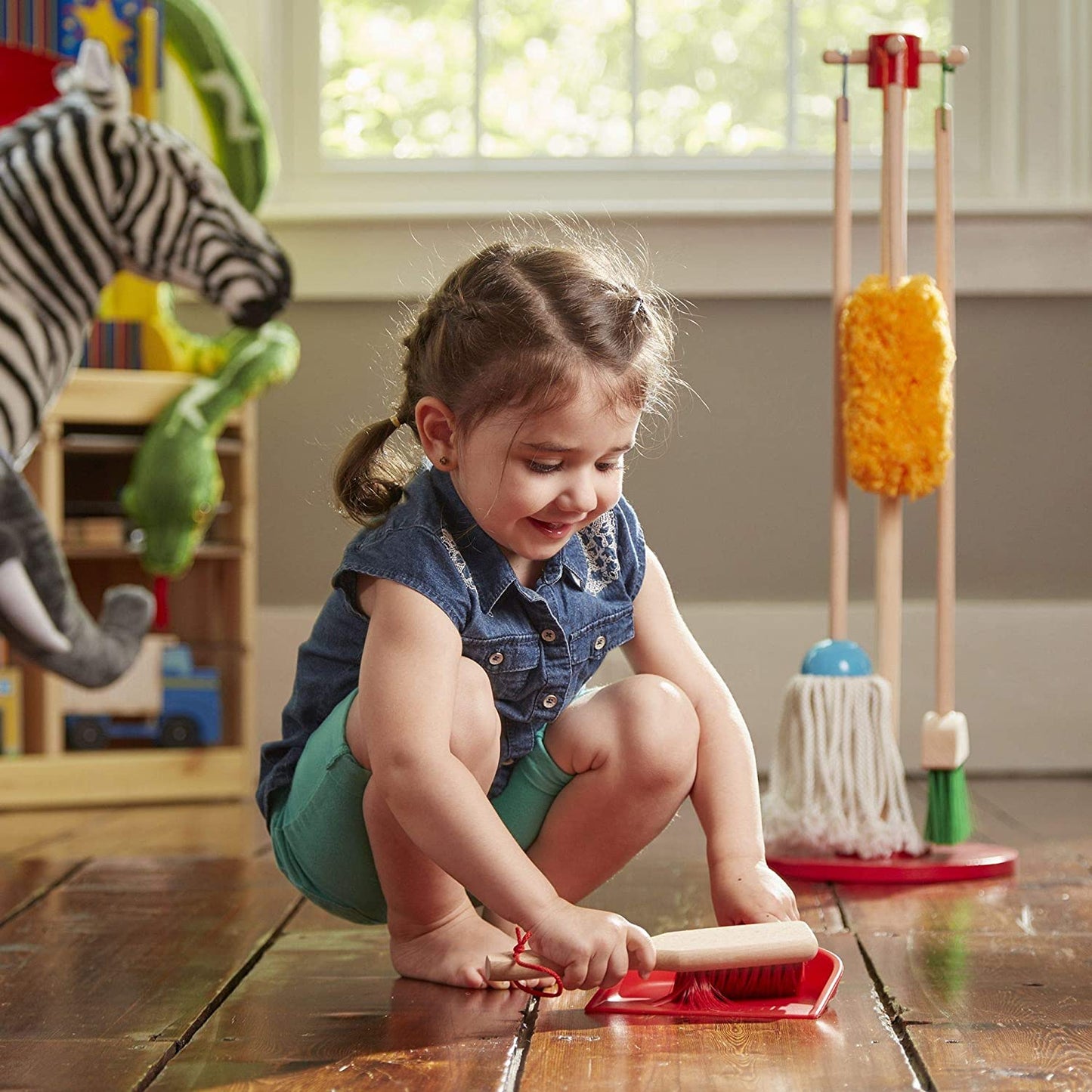 Melissa & Doug Let's Play House Dust